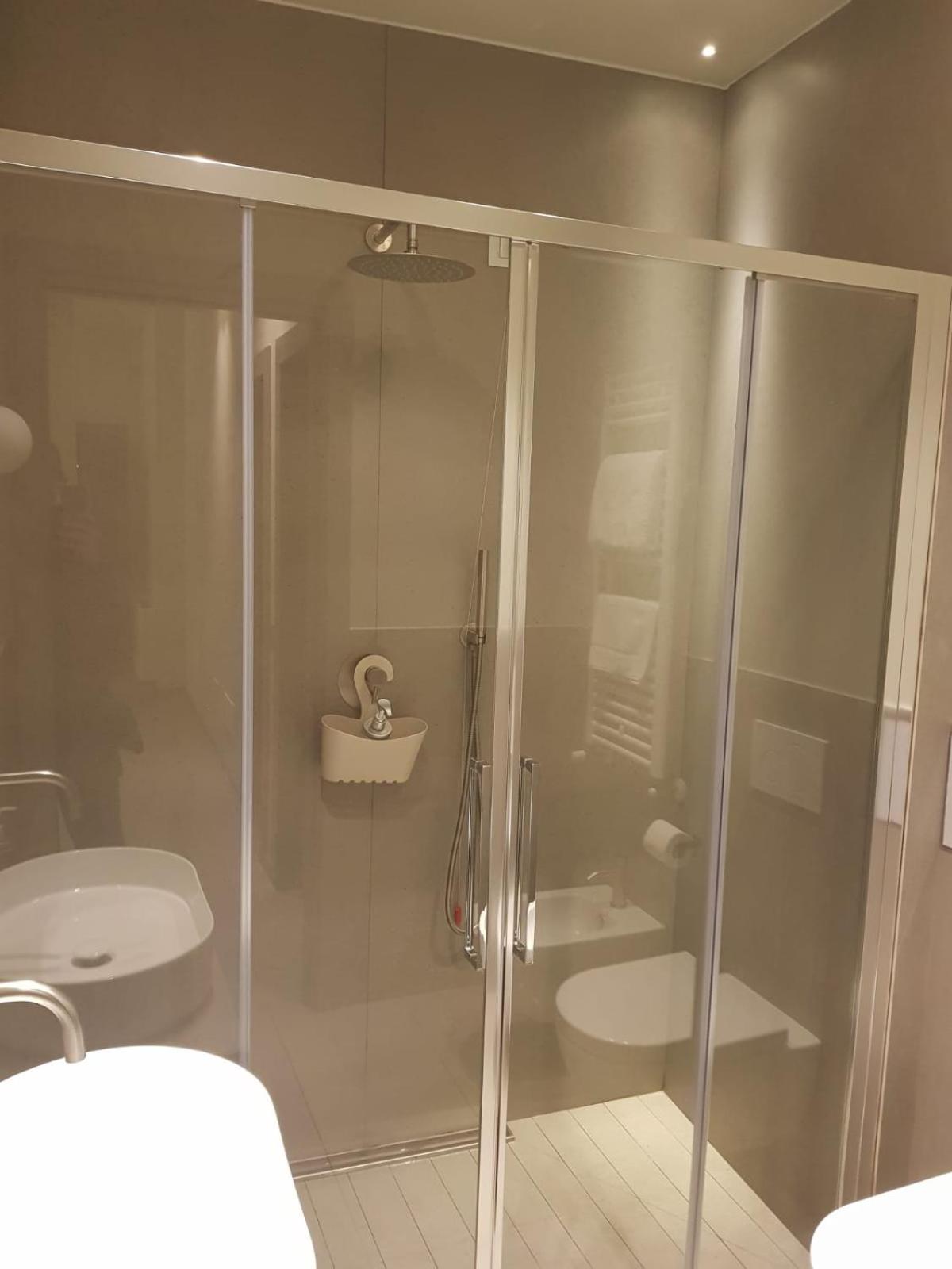 The 6 Apartments Rimini Ngoại thất bức ảnh